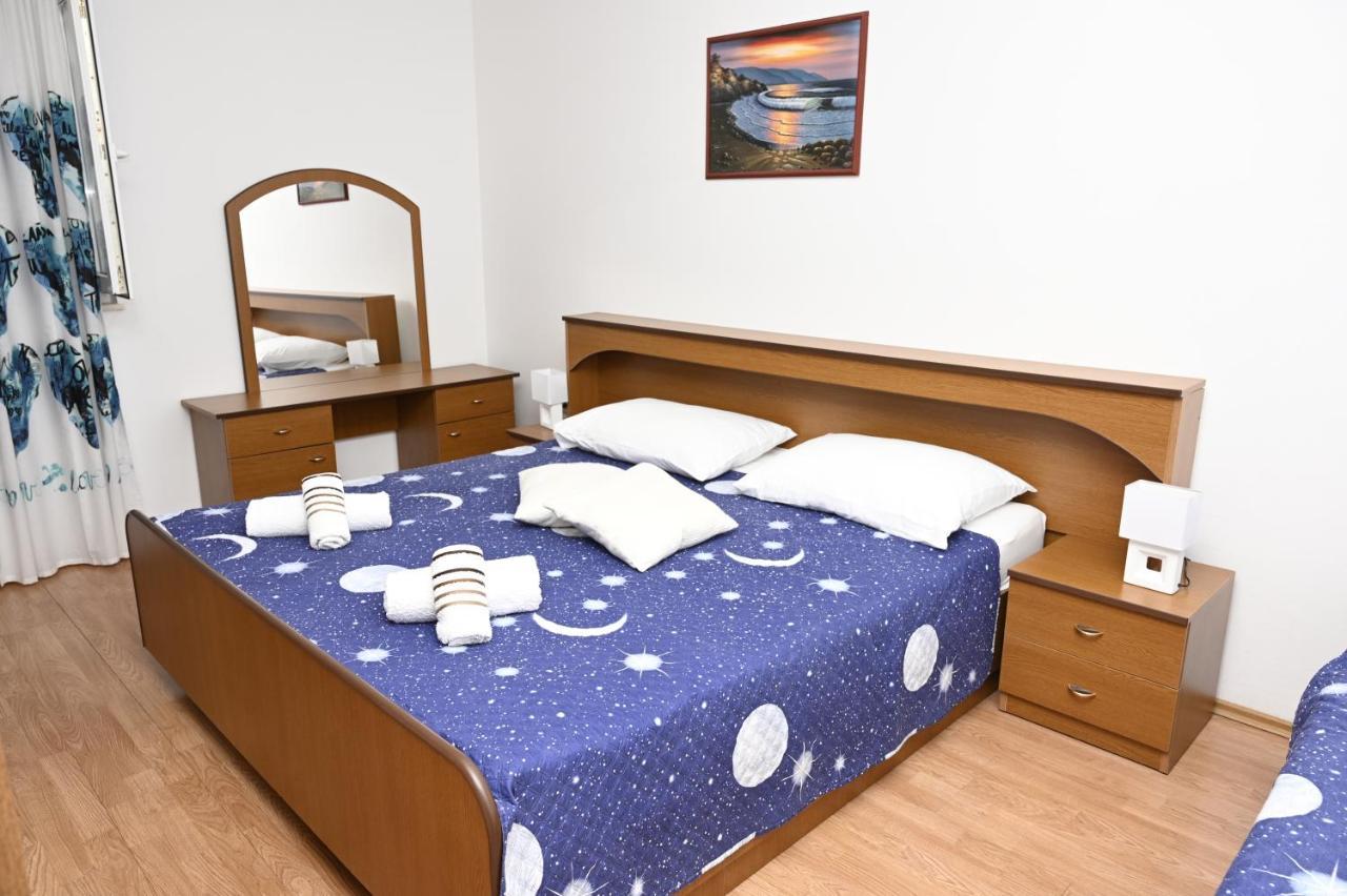 Apartments "Sea View" Miki & Ivana Bol Ngoại thất bức ảnh